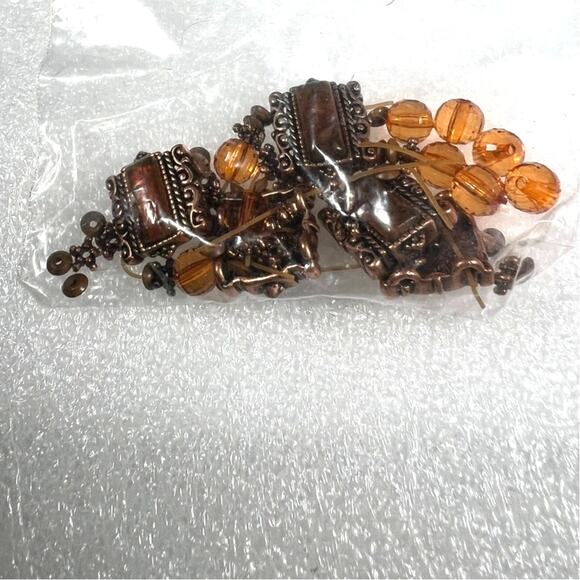 Beautiful Vintage Crafting Beads BROKEN Bracelet New in Pack Repurpose Reuse - Picture 2 of 8